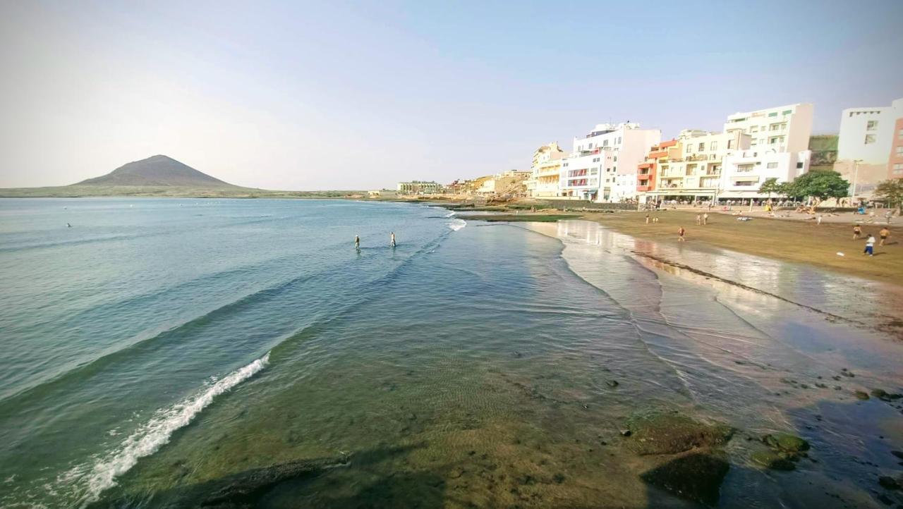 Alquilaencanarias-Medano Tio Claudio Beachfront El Médano Exterior foto